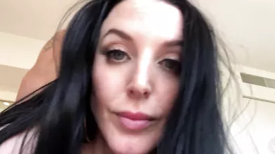 ANGELA WHITE - Dredd Opens Up Angela's Ass with Hard Anal