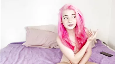 Reacting to the best Amateur Porn (Little Tina) - Emma Fiore