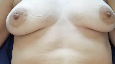 I caught my step mum playing with herself so i offered a good crampie at the end